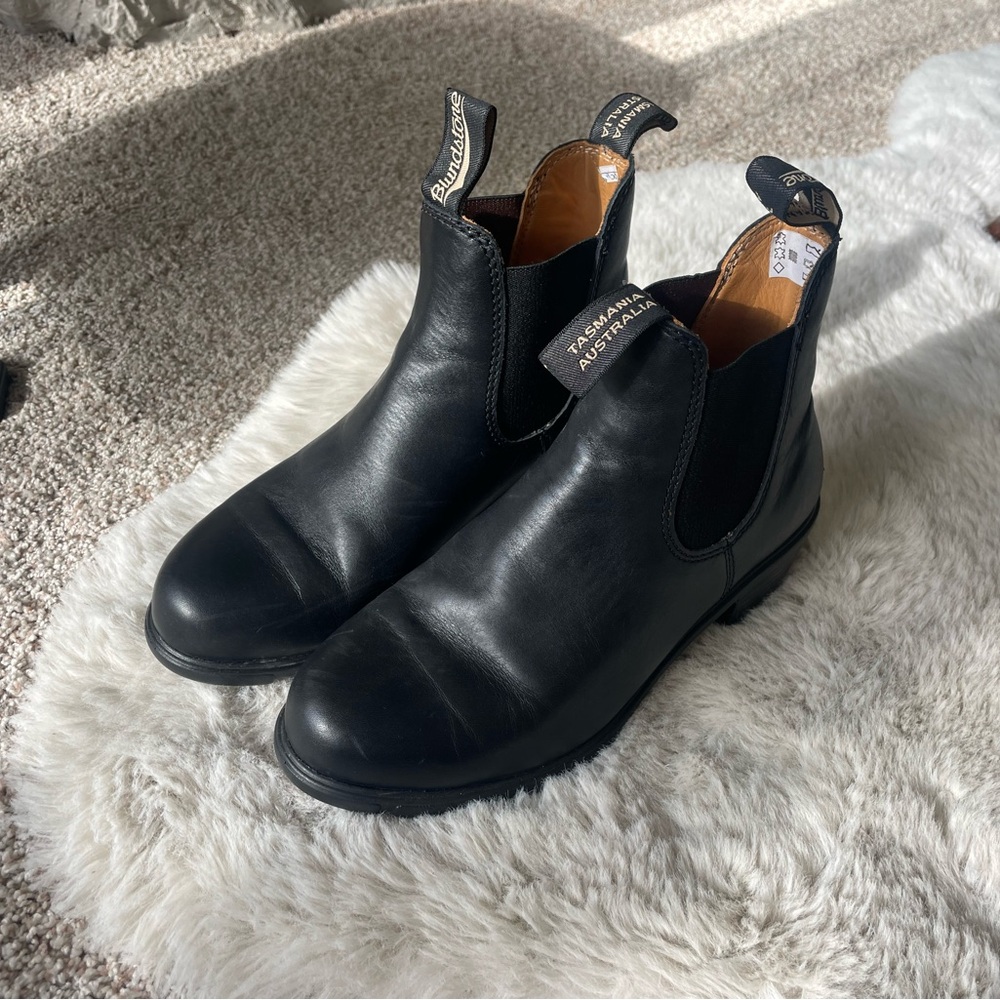 Brand new Blundstone #1671